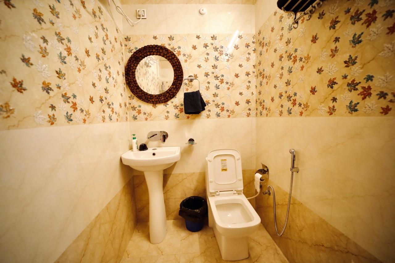 מלון דהראדון The Location, A Penthouse מראה חיצוני תמונה