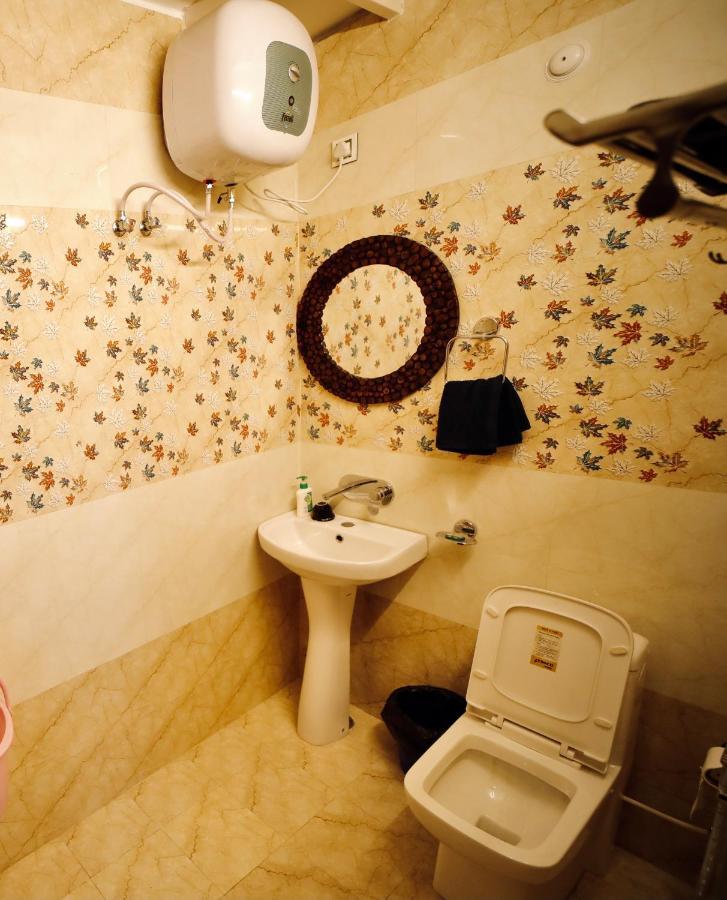 מלון דהראדון The Location, A Penthouse מראה חיצוני תמונה